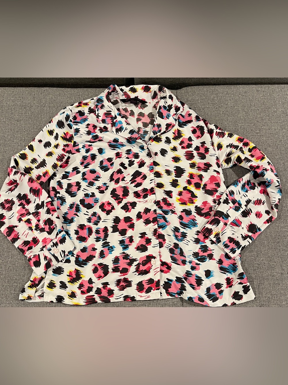 Victoria's Secret short sleep set womans size small Colorful leopard print